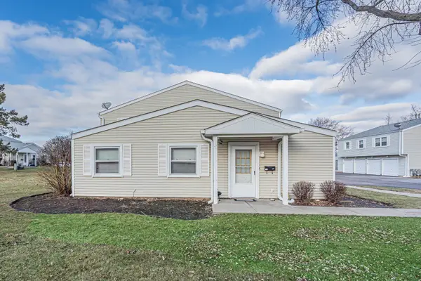 194 Robert Court #A, Bartlett, IL 60103