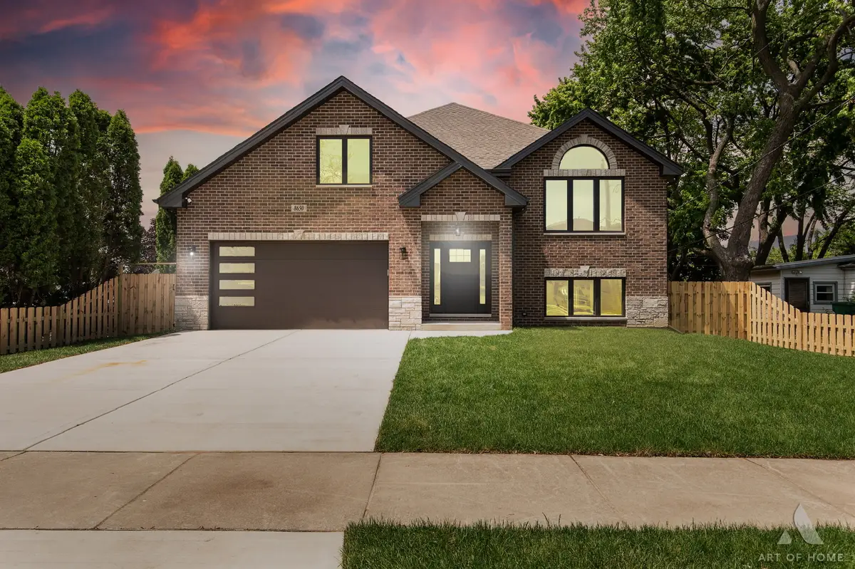 8650 Lockwood Avenue, Burbank, IL 60459 - Image #1