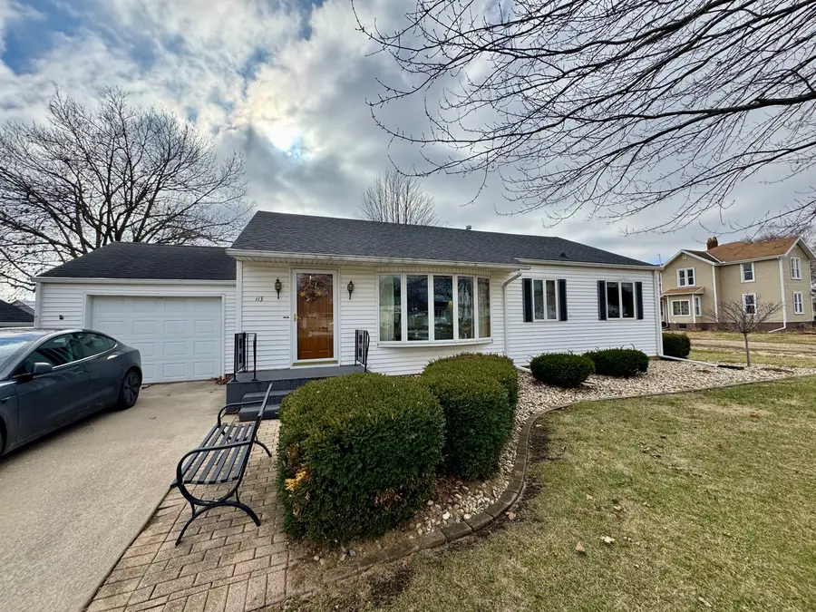 113 W 3rd Street, Wyanet, IL 61379 - Image #3