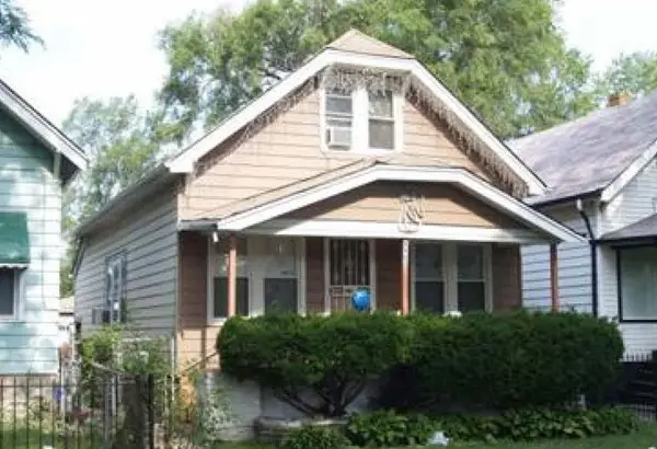 Address Withheld By Seller, Chicago, IL 60628