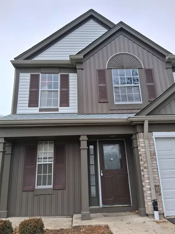 114 W 67th Street, Westmont, IL 60559