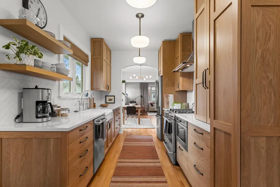 722 S Prairie Street, Champaign, IL 61820 - Image #2