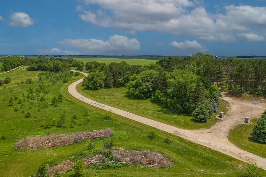 000 Deer Valley Drive, Deer Grove, IL 61243 - Image #3