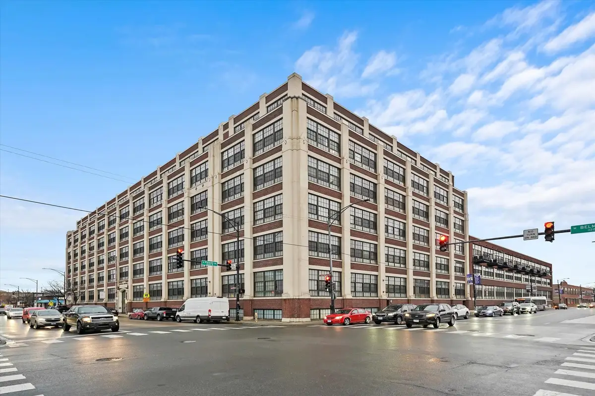 3963 W Belmont Avenue W #202, Chicago, IL 60618 - Image #1