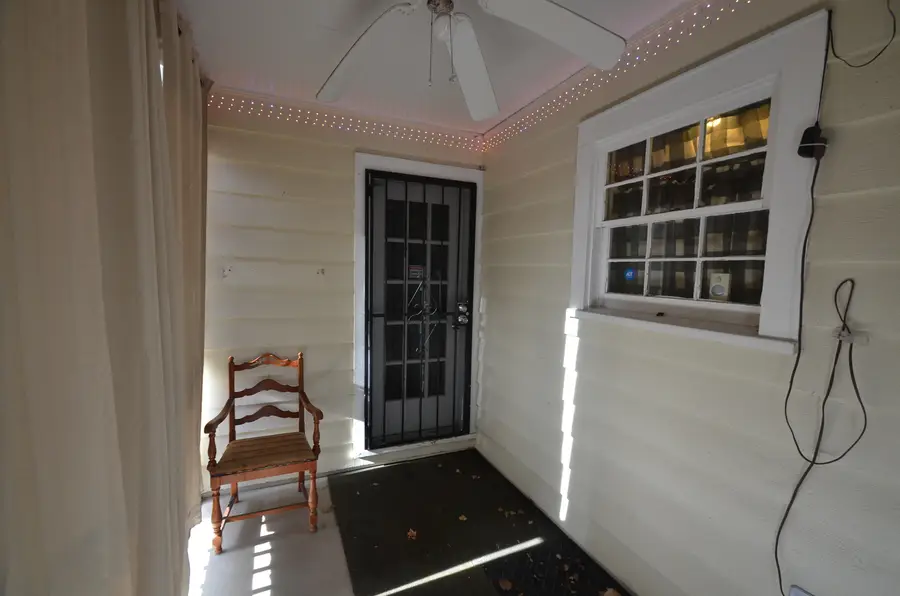 735 Joslyn Street, Rockford, IL 61107 - #3