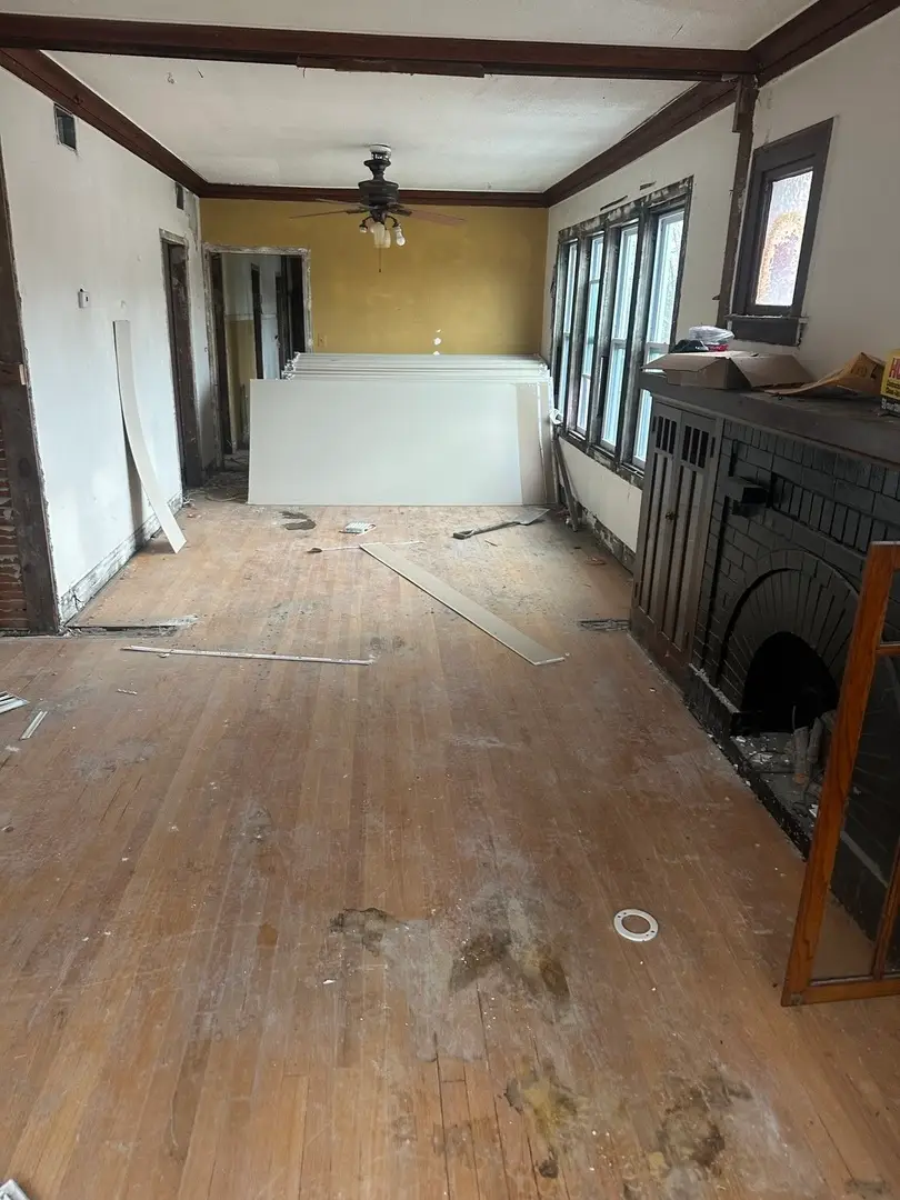 11809 S Indiana Avenue, Chicago, IL 60628 - Image #2