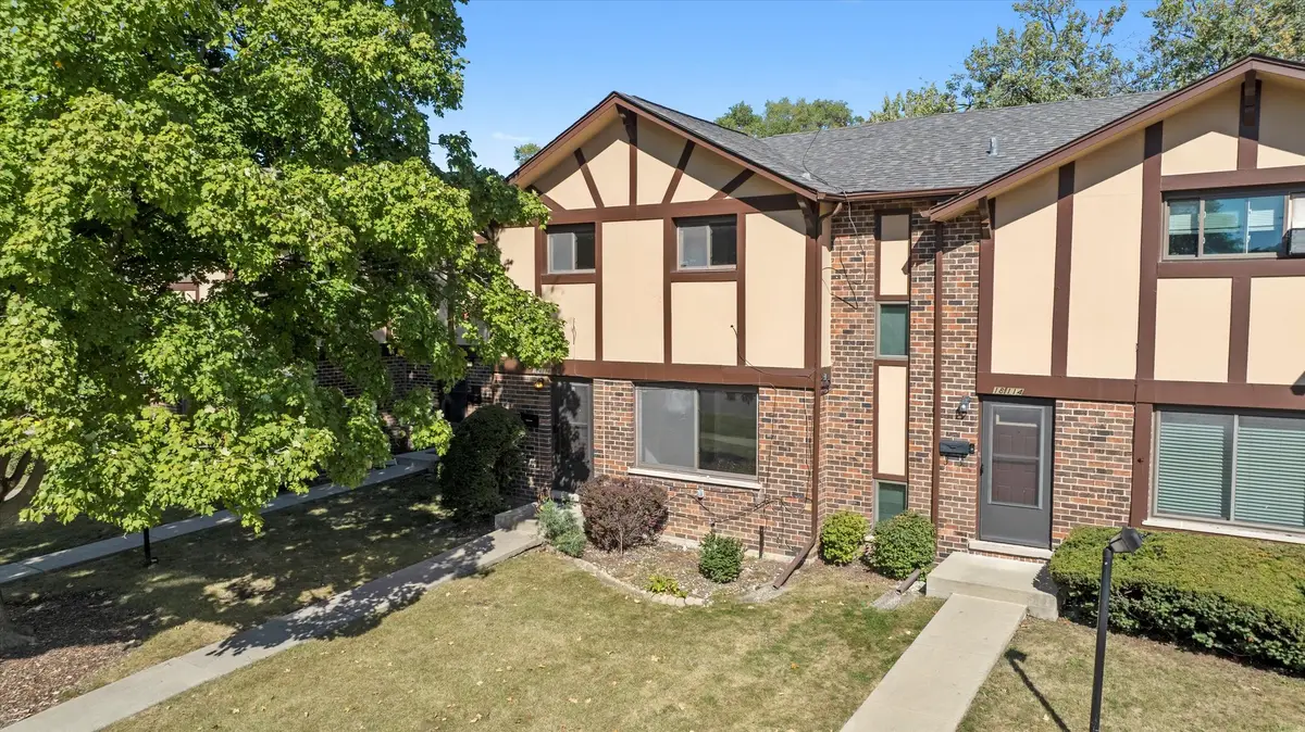 18W118 14th Street, Villa Park, IL 60181 - Image #1