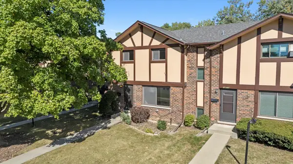 18W118 14th Street, Villa Park, IL 60181