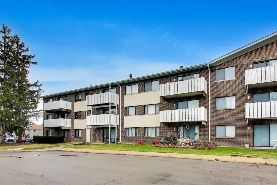 3000 Bayside Drive #107, Palatine, IL 60074 - Image #3