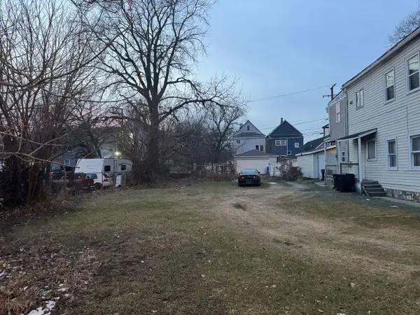 4204 S Wentworth Avenue, Chicago, IL 60609