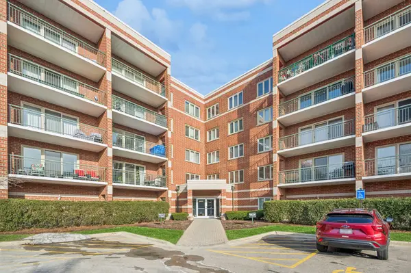 6400 W Berteau Avenue #308, Chicago, IL 60634