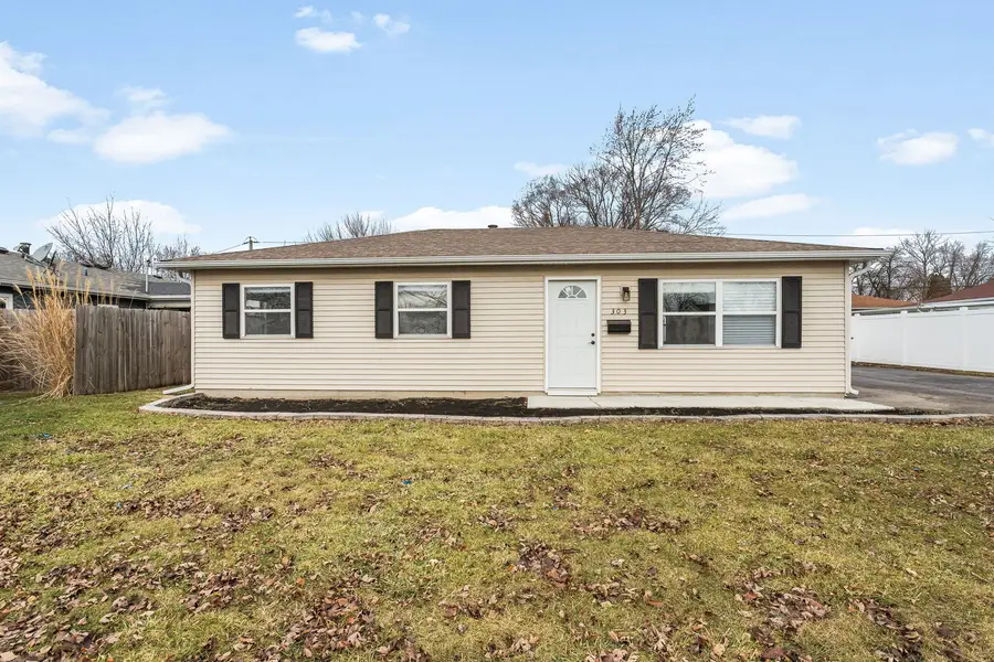 303 Spruce Street, North Aurora, IL 60542 - Image #3