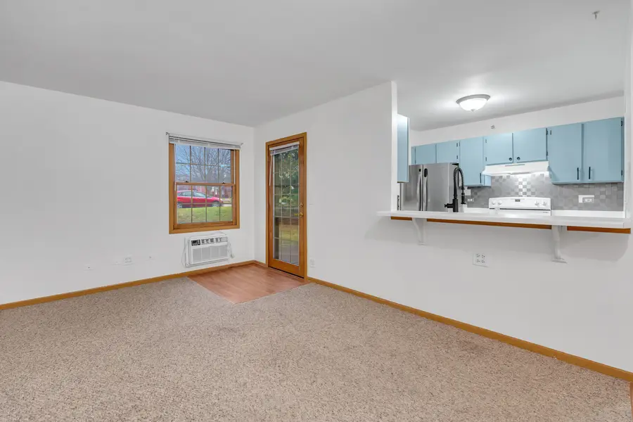 541 Leah Lane #1C, Woodstock, IL 60098 - Image #3