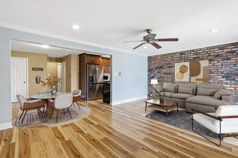 7306 Blackstone Avenue #2, Justice, IL 60458 - Image #2