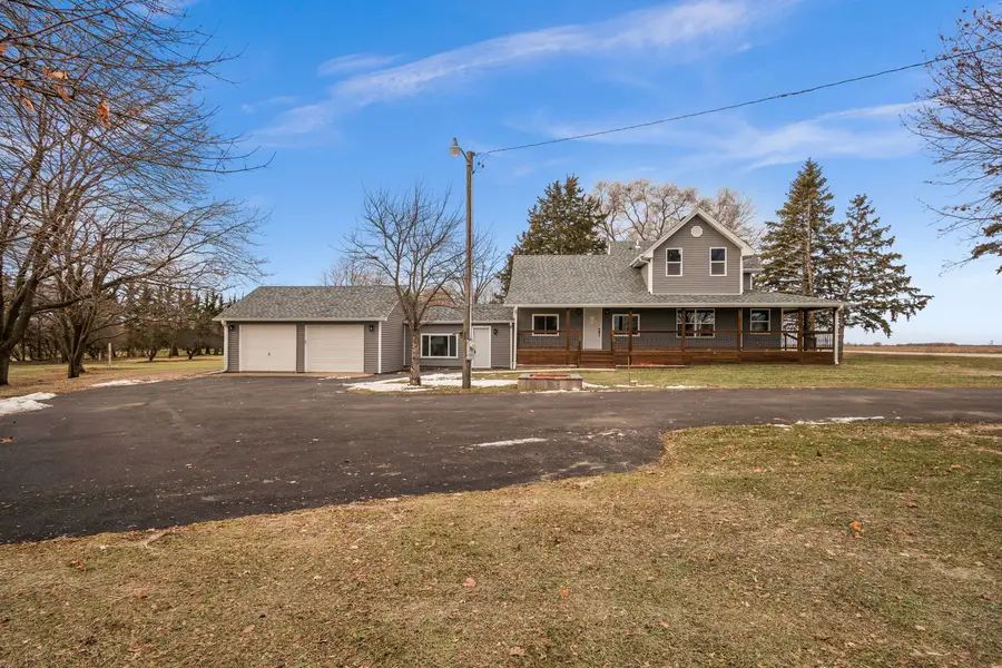 2402 N 41st Road, Sheridan, IL 60551 - Image #3