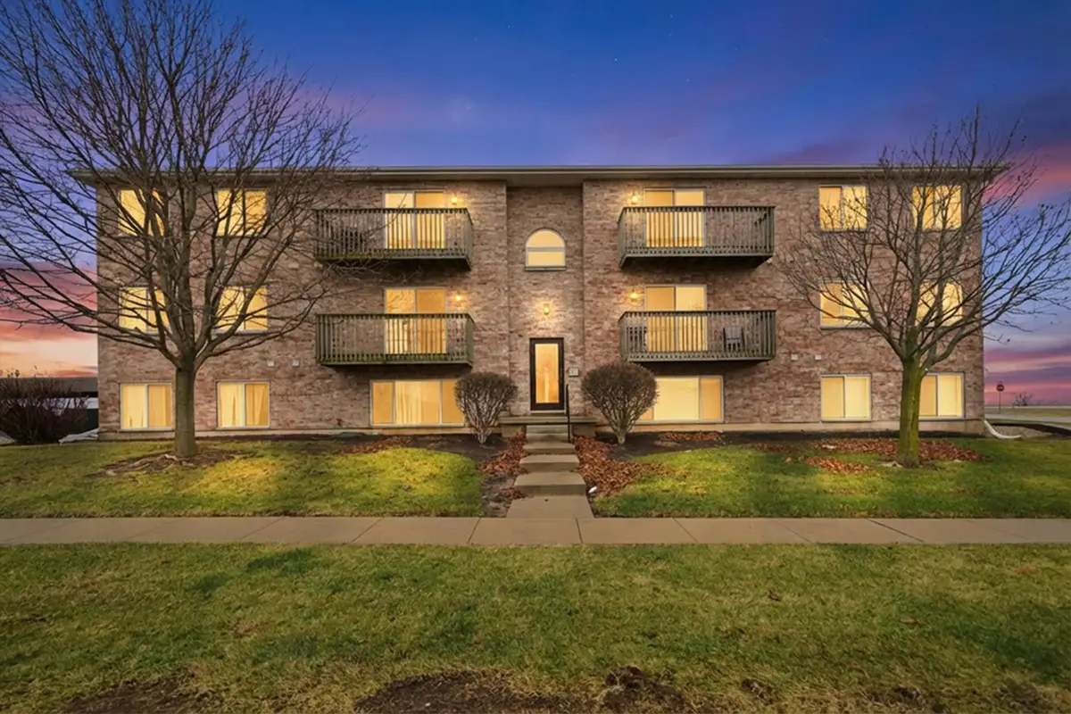 575 N Strack Street #302, Cortland, IL 60112 - Image #1