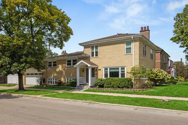 6025 N Hiawatha Avenue, Chicago, IL 60646