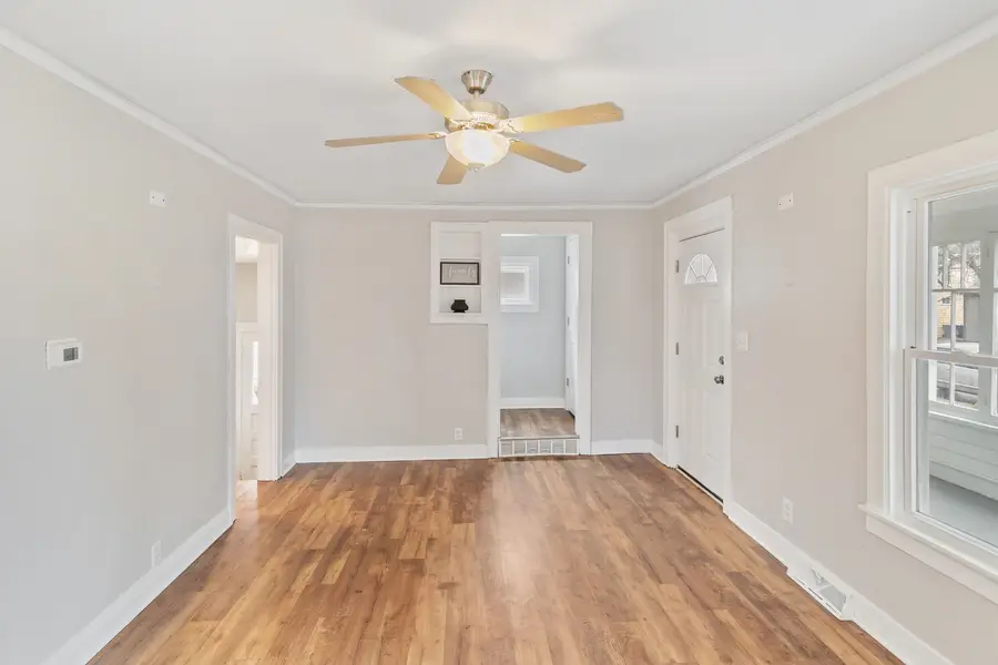 1020 Woodlawn Avenue, Waukegan, IL 60085 - Image #2