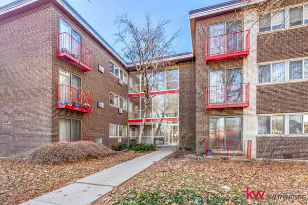 8500 Skokie Boulevard #3A, Skokie, IL 60077