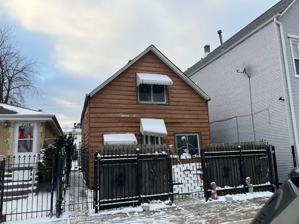 2220 N Major Avenue, Chicago, IL 60639