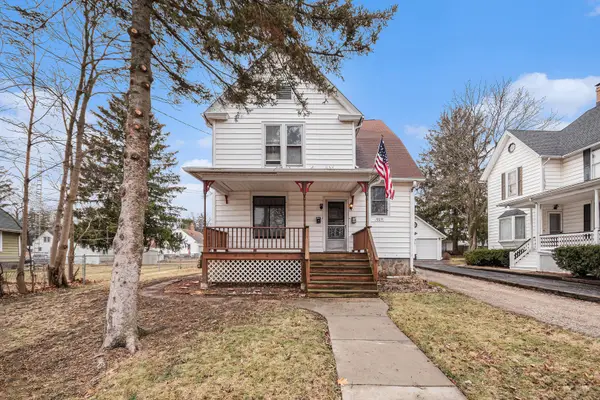 919 Clay Street, Woodstock, IL 60098