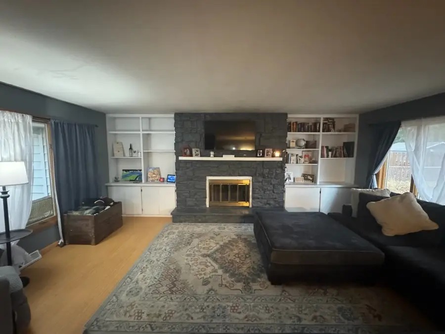 602 Glenwood Drive, Morrison, IL 61270 - Image #2