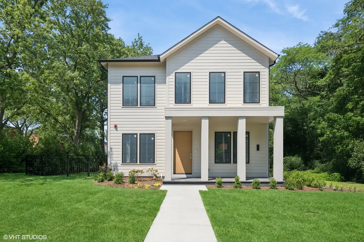 146 Sterling Lane, Wilmette, IL 60091 - Image #1