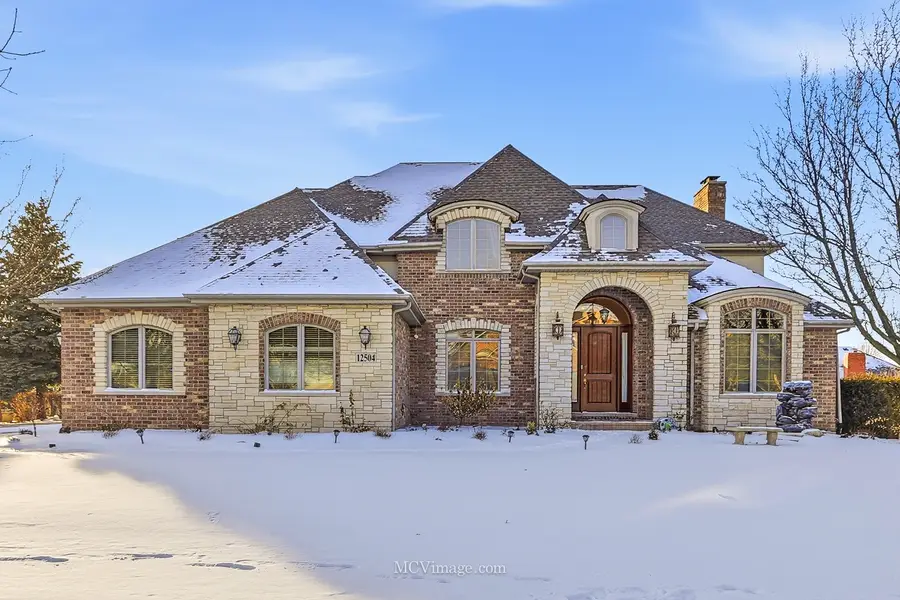 12504 Thornberry Drive, Lemont, IL 60439 - Image #3