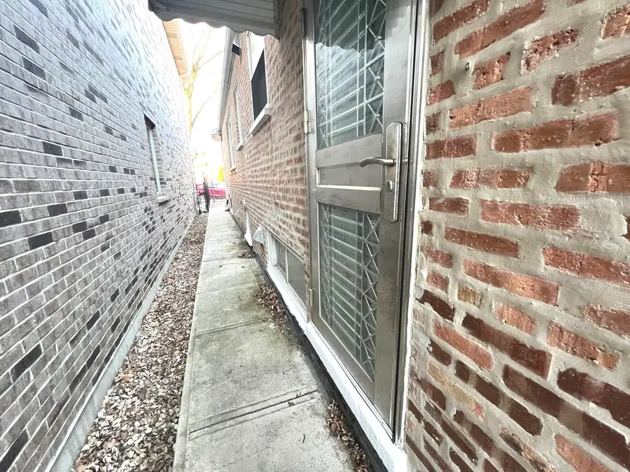 3021 W 38th Street, Chicago, IL 60632 - Image #3
