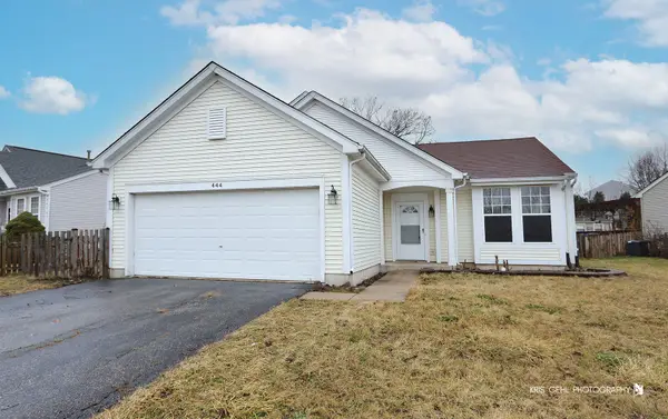 444 E Camden Lane, Round Lake Beach, IL 60073