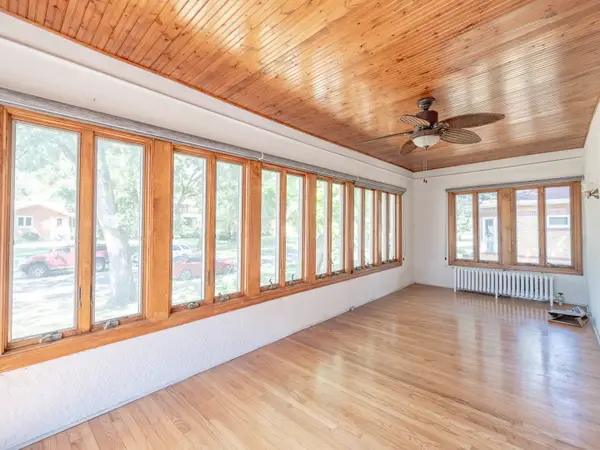 10735 S Prospect Avenue, Chicago, IL 60643