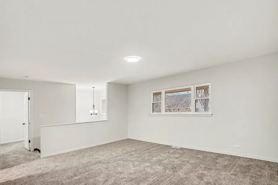 1205 Dover Lane, Elk Grove Village, IL 60007 - Image #3