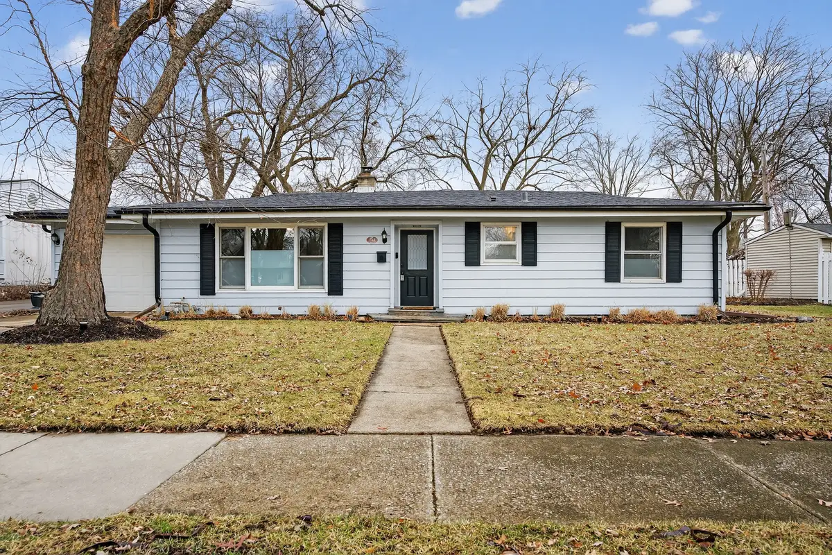 714 E Eisenhower Avenue, Palatine, IL 60074 - Image #1