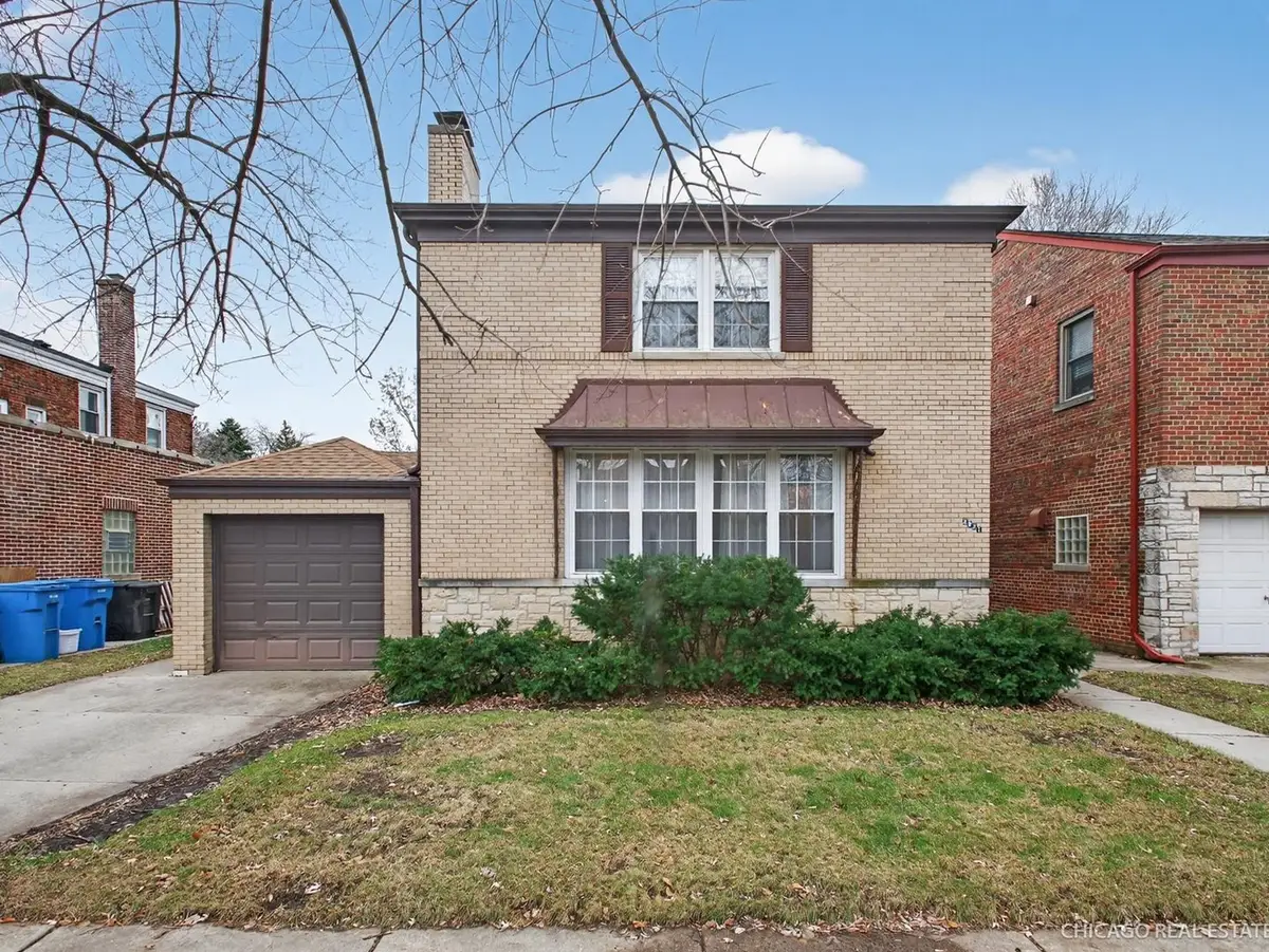 2921 W Gregory Street, Chicago, IL 60625 - Image #1