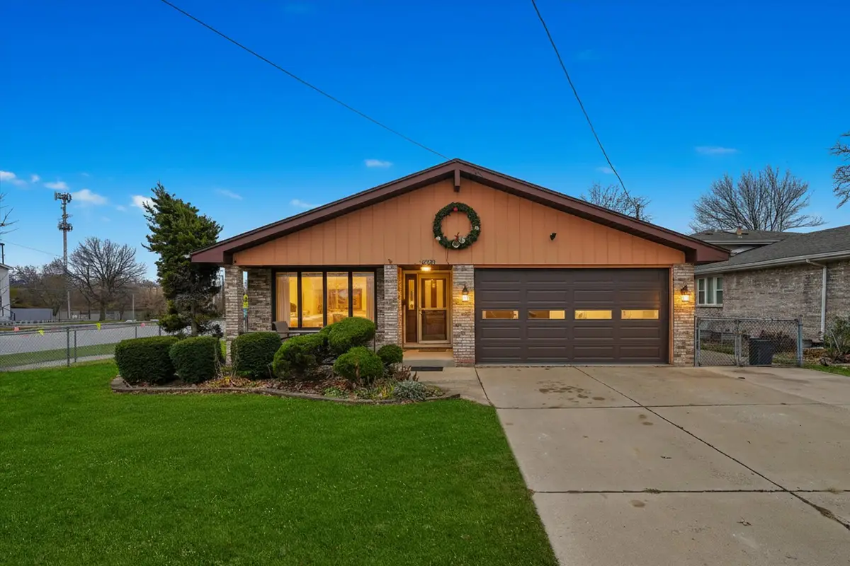 7201 W 110th Street, Worth, IL 60482 - Image #1