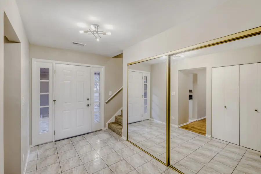 951 Brown Deer Drive, Westmont, IL 60559 - #2