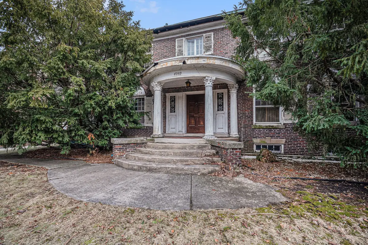 4959 S Greenwood Avenue, Chicago, IL 60615 - #1