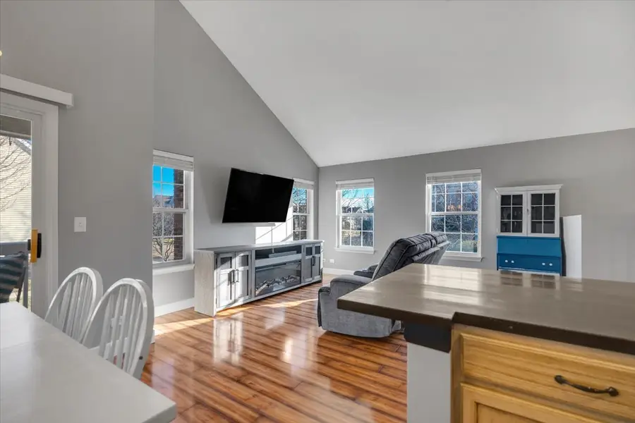 536 Richard Brown Boulevard, Volo, IL 60073 - Image #3