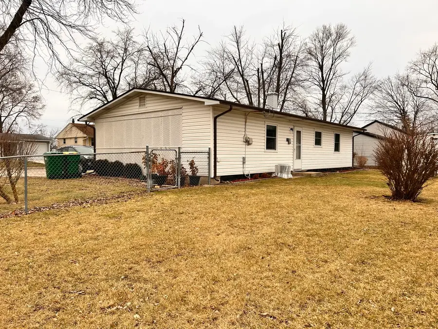 218 Montrose Drive, Romeoville, IL 60446 - Image #2