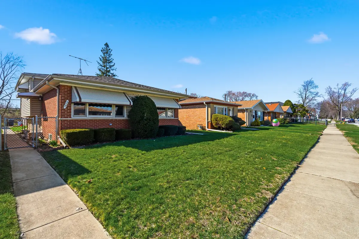 14114 S Saginaw Avenue, Burnham, IL 60633 - #1