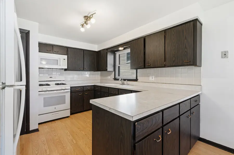 14114 S Saginaw Avenue, Burnham, IL 60633 - #2