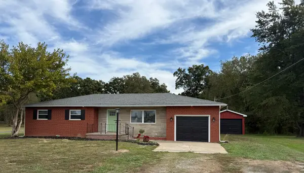 17666 Route 37, West Frankfort, IL 62896