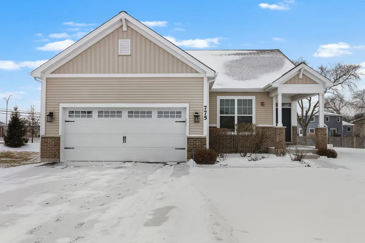 775 W Fairway Drive, Addison, IL 60101 - Image #1