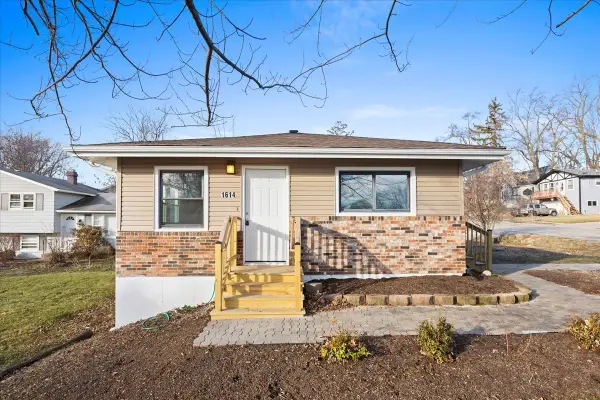 1614 North Avenue, Round Lake Beach, IL 60073