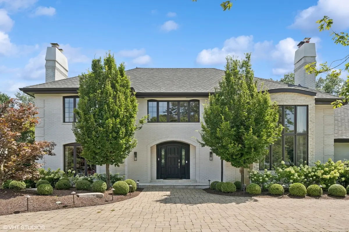 124 Saint Francis Circle, Oak Brook, IL 60523 - Image #1