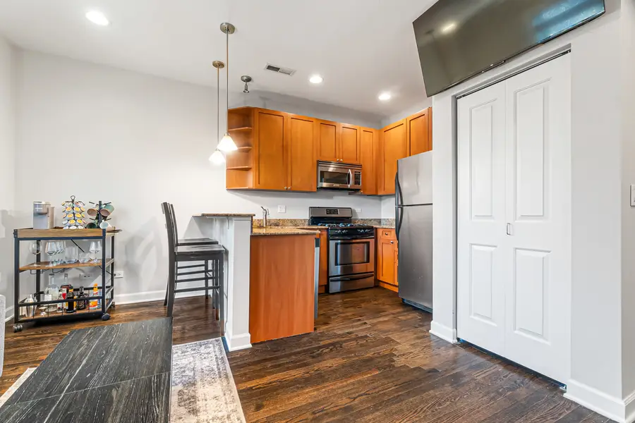 3904 N Wolcott Avenue #2, Chicago, IL 60613 - Image #3