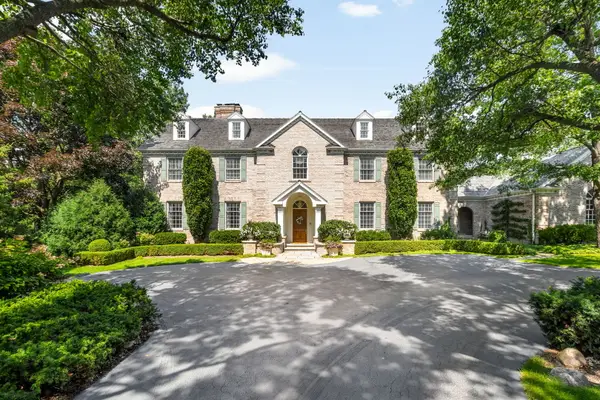 340 E Westleigh Road, Lake Forest, IL 60045