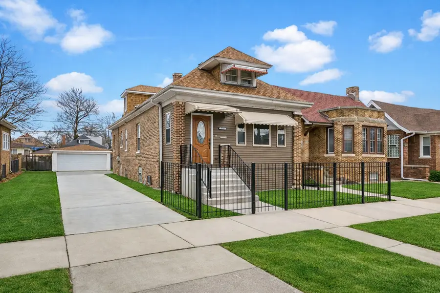 7717 S Luella Avenue, Chicago, IL 60649 - Image #2