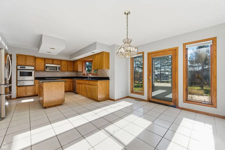 13725 Kit Lane, Lemont, IL 60439 - Image #3