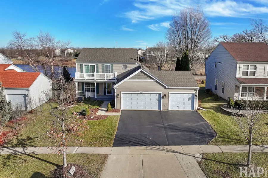 2952 Deerpath Lane, Carpentersville, IL 60110 - Image #2